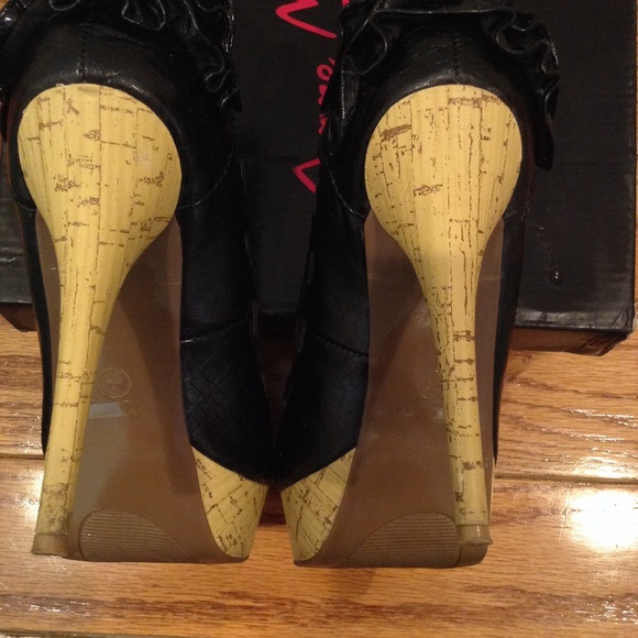 🔊SALE 🔊 Open toe heels - Picture 5 of 6